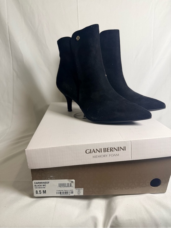 Giani Bernini Shoes - Giani Bernini Caminna booties black pointed toe kitten heel size 8.5